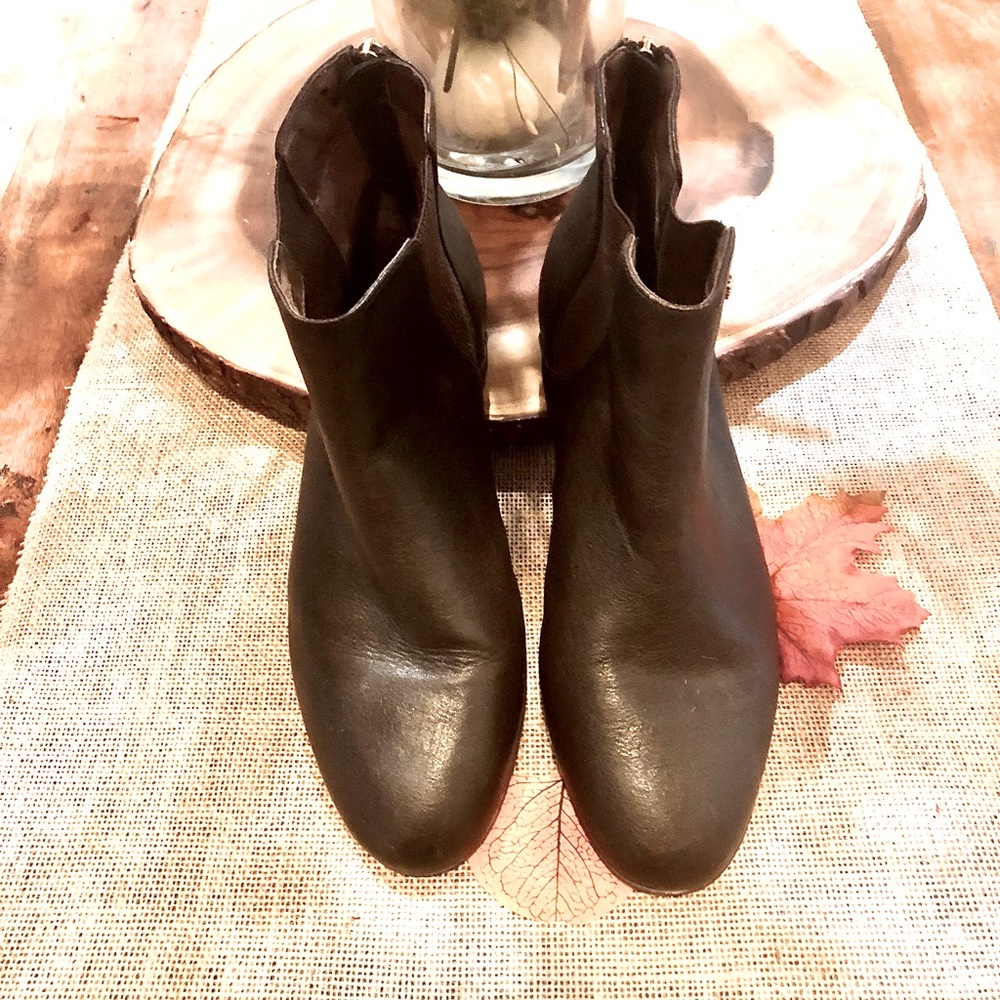 Isola brown leather ankle booties